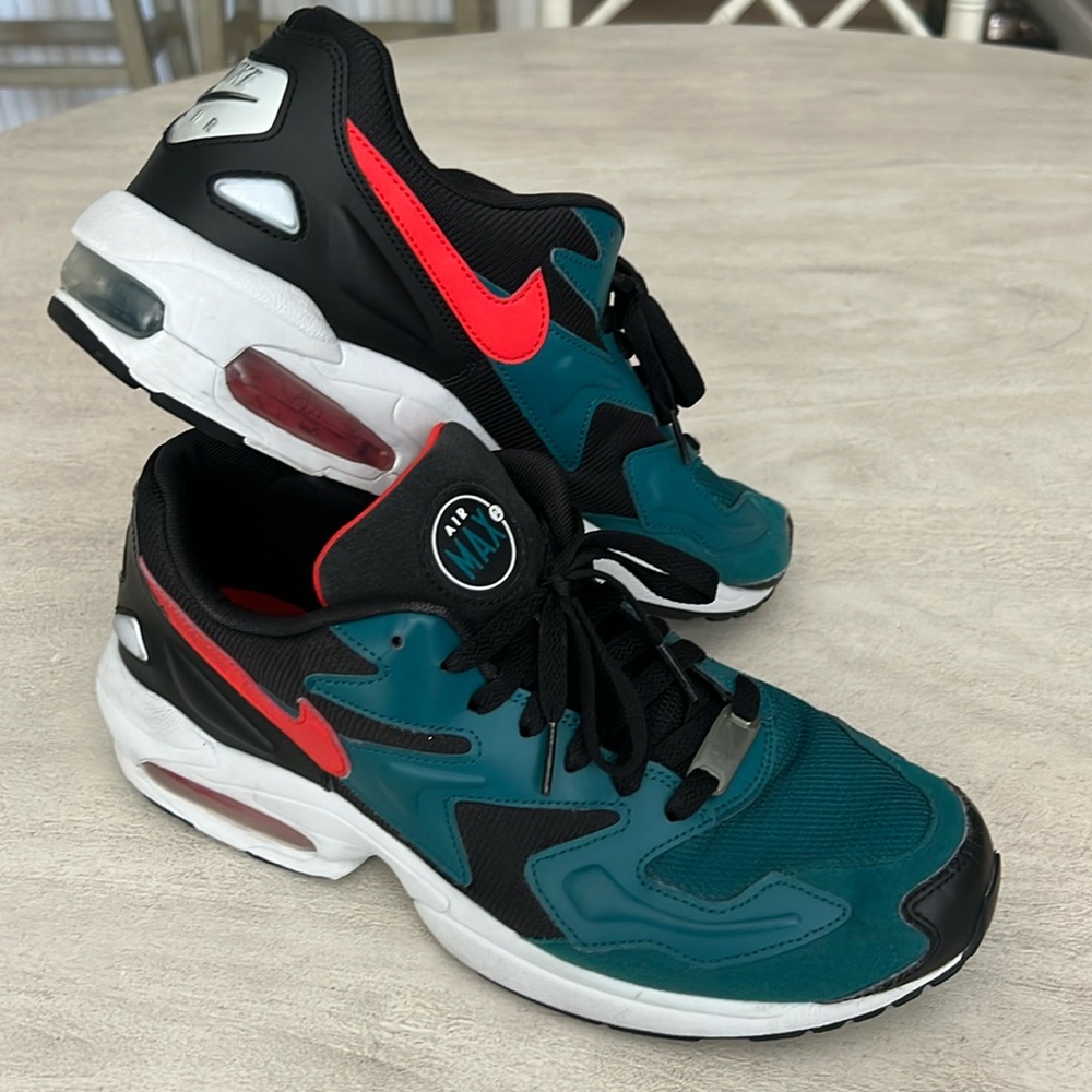Nike Air Max2 Light Men’s Sneakers Size 10 - Teal/Black/Habanero Red